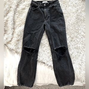 Abercrombie & Fitch Ankle Straight Ultra High Rise Curve Black Distressed Jeans